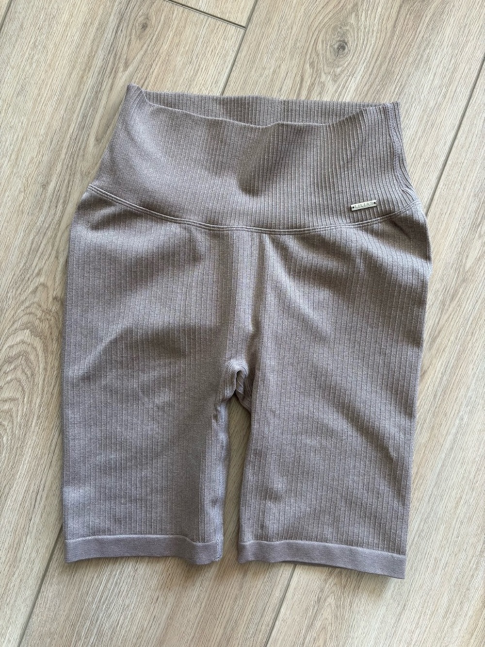 Lilias Active Ribbed Knit Bike Shorts - Brown